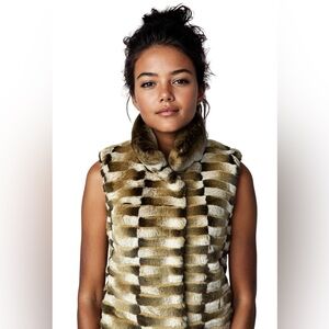 Golden Fur Vest - 100% Real Rabbit